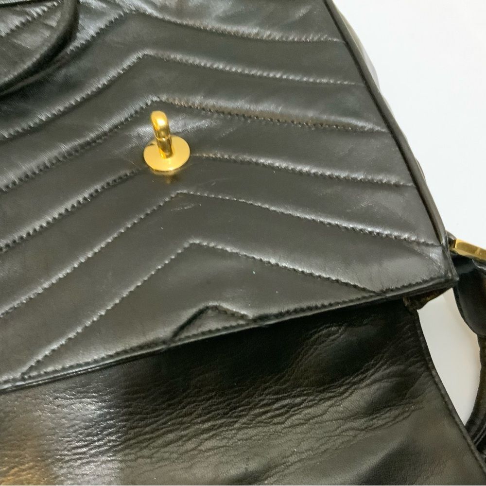 Chanel Vintage CC Turnlock Crossbody Bag  Envelope Flap Chevron Lambskin Mini - Picture 8 of 16
